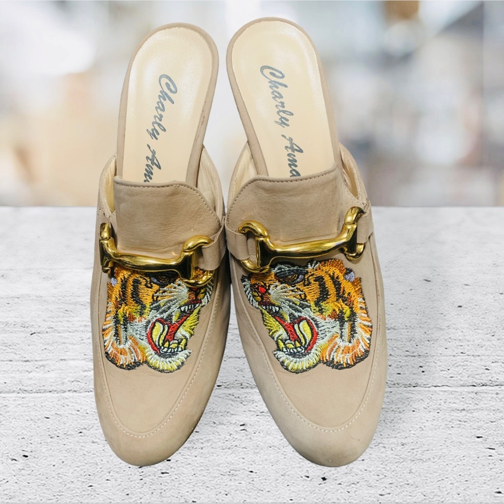 Charly Amor Mules w/Embroidered Tiger Design/Wmns Sz 37 (~6.5 US) Free Shipping!